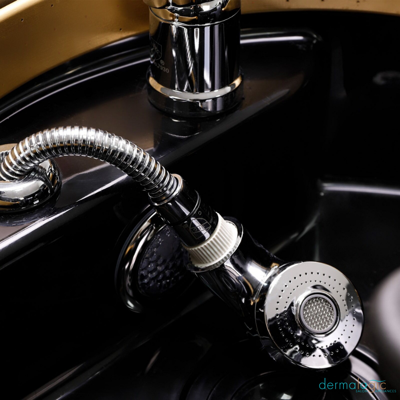 Soma Japanese Head Spa & Massage Treatment Bed XF501